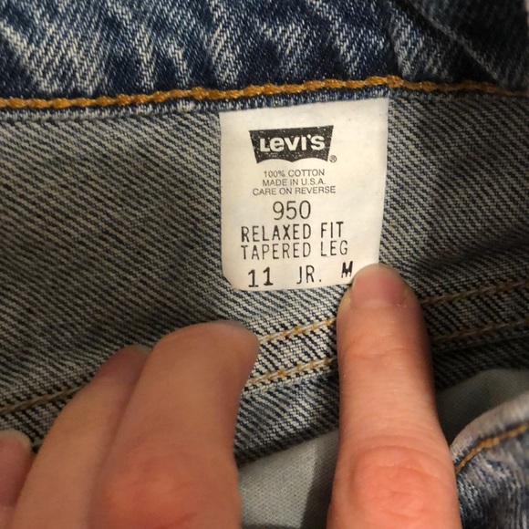 Vintage Levi’s 950 high rise tapered jeans - Picture 3 of 11